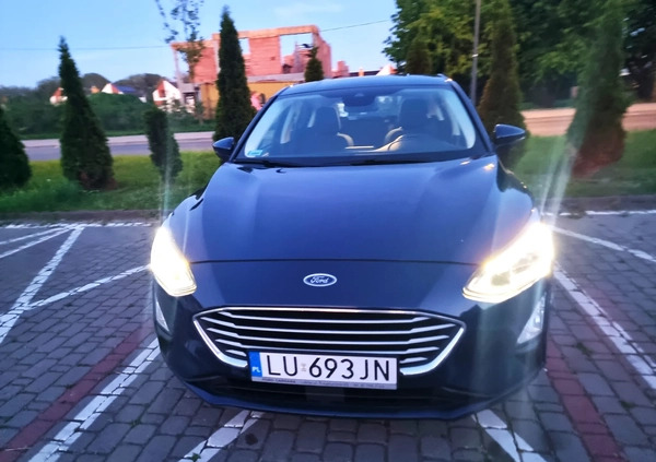 Ford Focus cena 39700 przebieg: 175998, rok produkcji 2019 z Warszawa małe 301